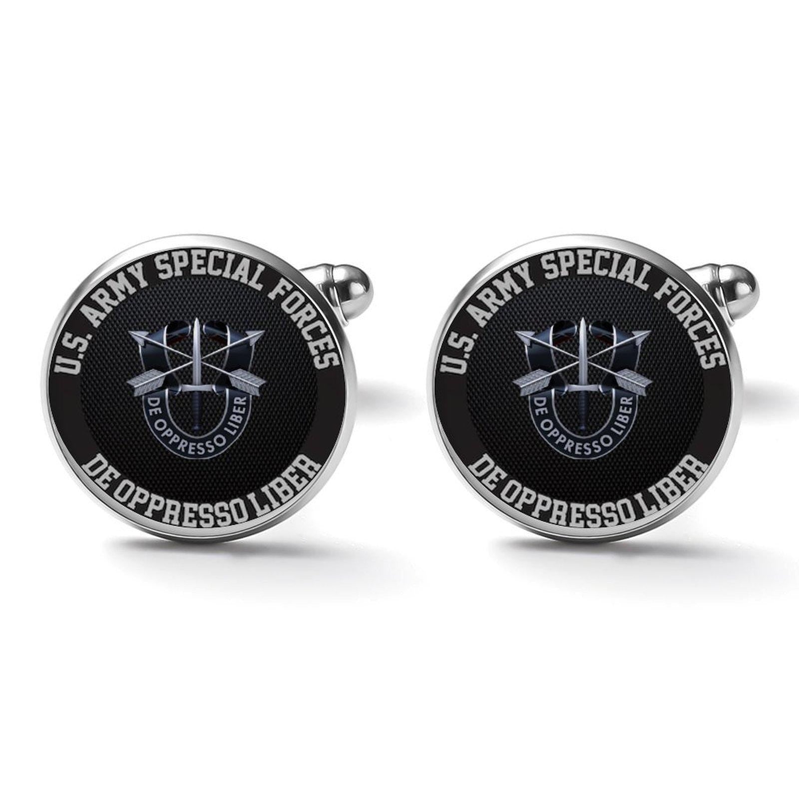 Men&#39;s Custom Made Alloy Silver W Black Carbon Fiber Background Special Forces Insignia In Black & Silver Come With Your Initials On Them....