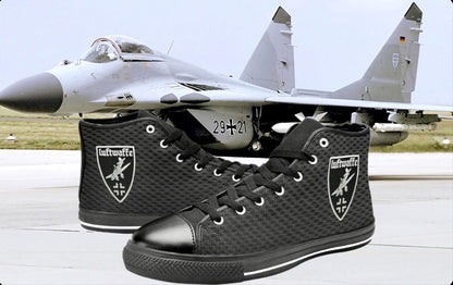 Men's Black Canvas Hi Tops: Carbon Fiber Design with Logo
