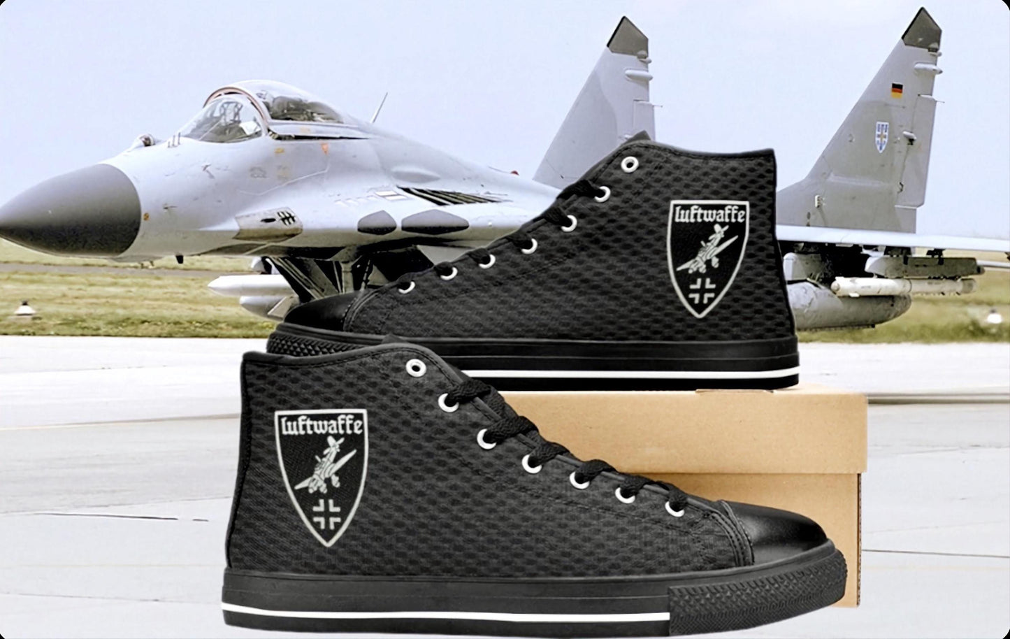Men's Black Canvas Hi Tops: Carbon Fiber Design with Logo